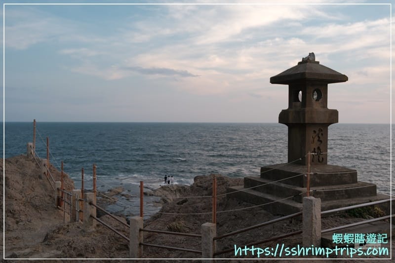 稚兒之淵石燈籠